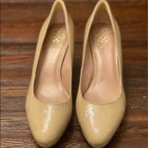 Vince Camuto Nude Pumps Size 8